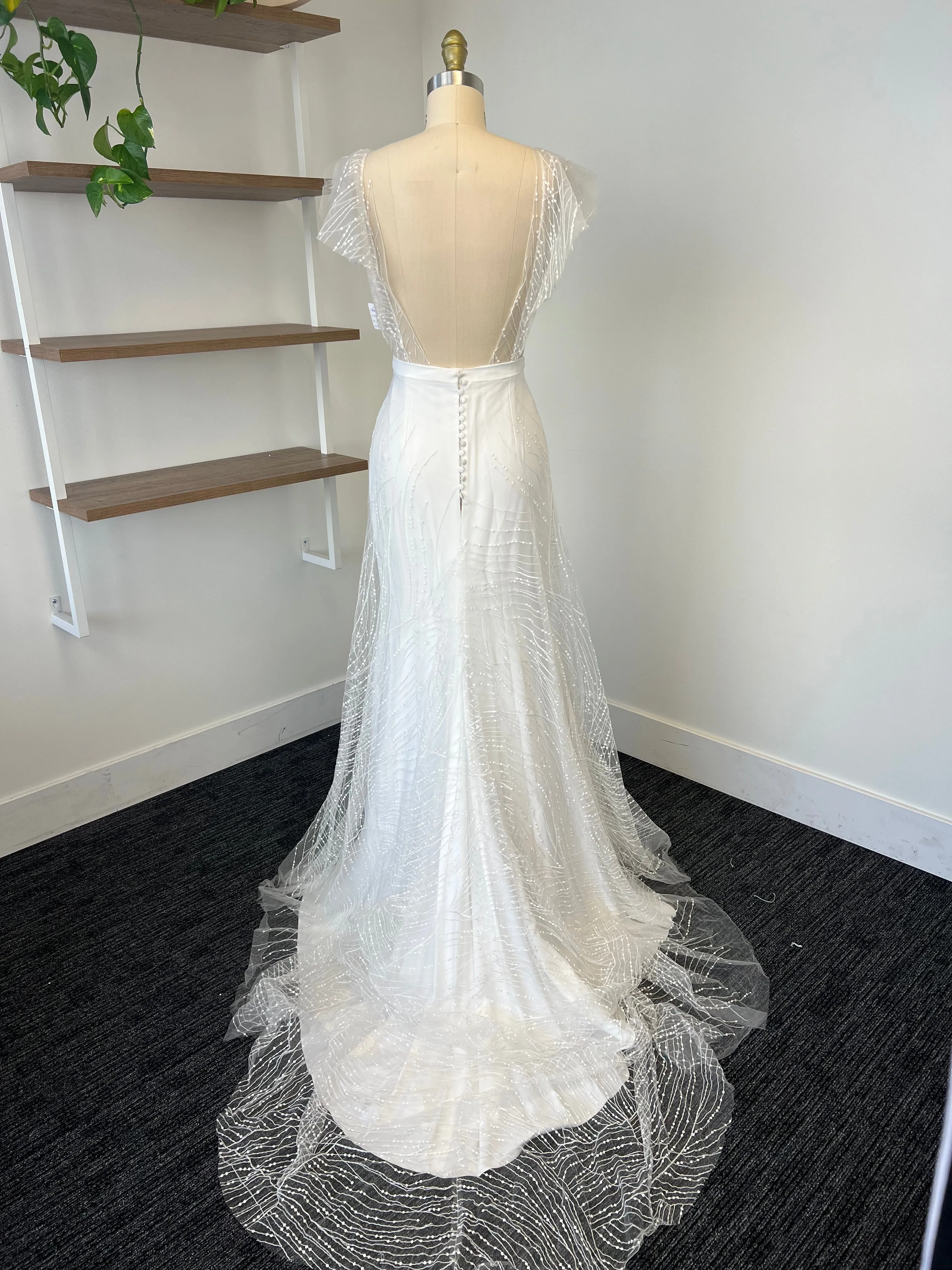 B / Aleia Rime Arodaky Size 8