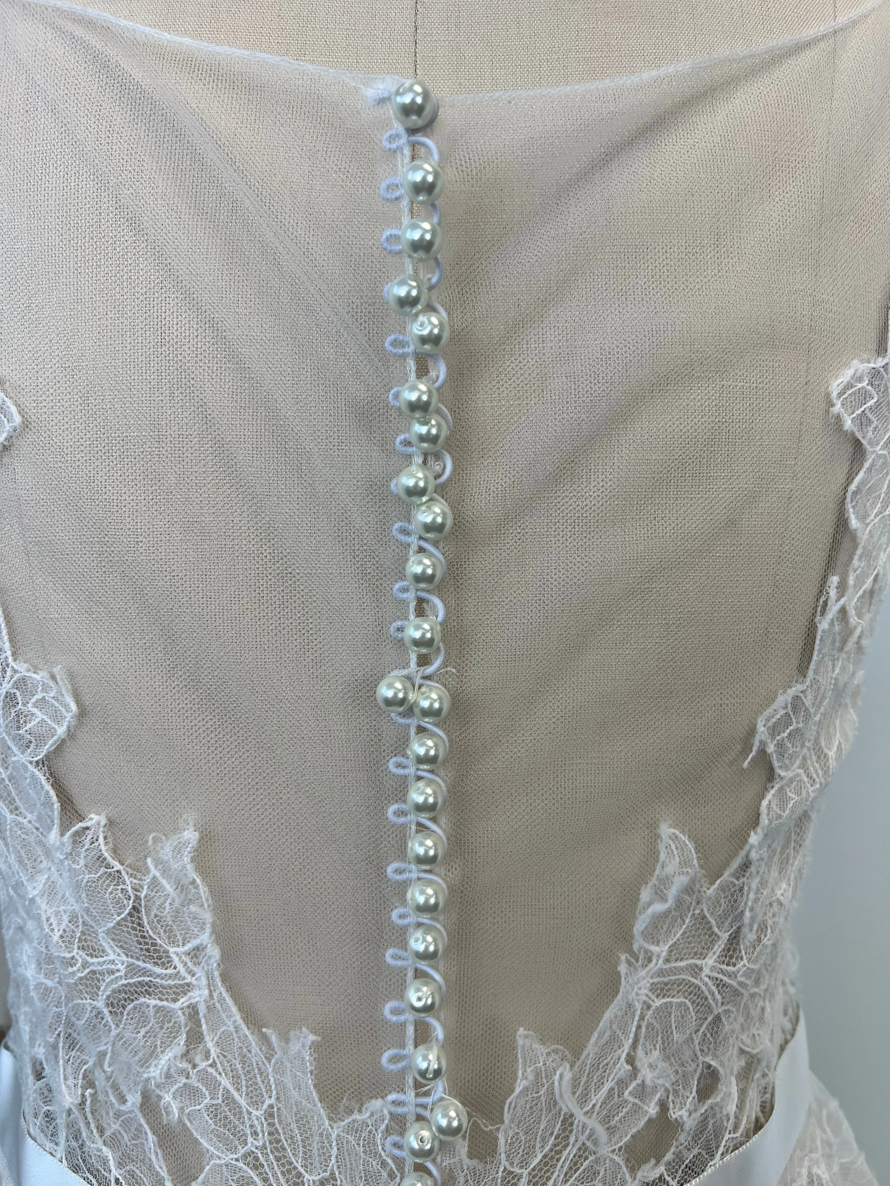 B / Watters 4061A Size 6