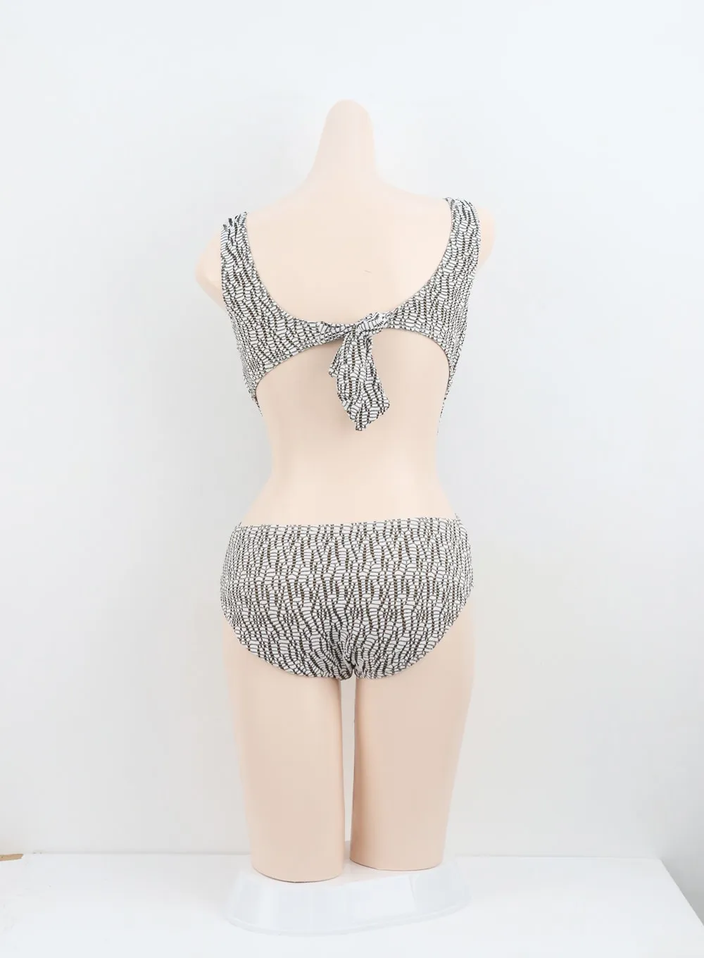 Cut Out Swimsuit IU301